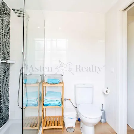 El Cortijo In Las Americas Centre Apartment